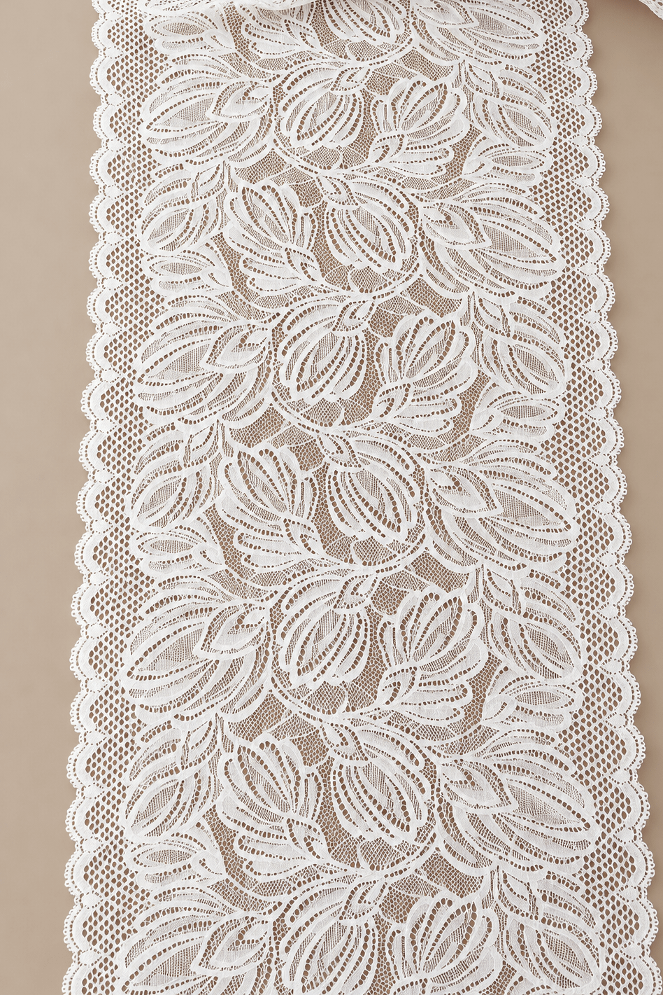 Stretch fine lace 20 cm, milky white – available online at Šarlotes audumi