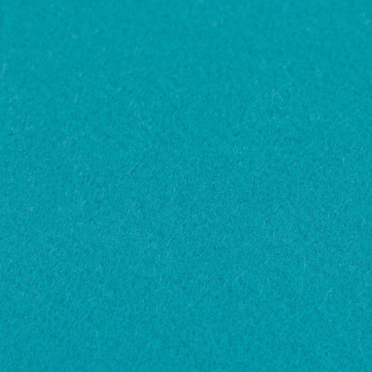 Image with felt in rolls 1.1 mm-aquamarine – available online at Charlotte Fabrics