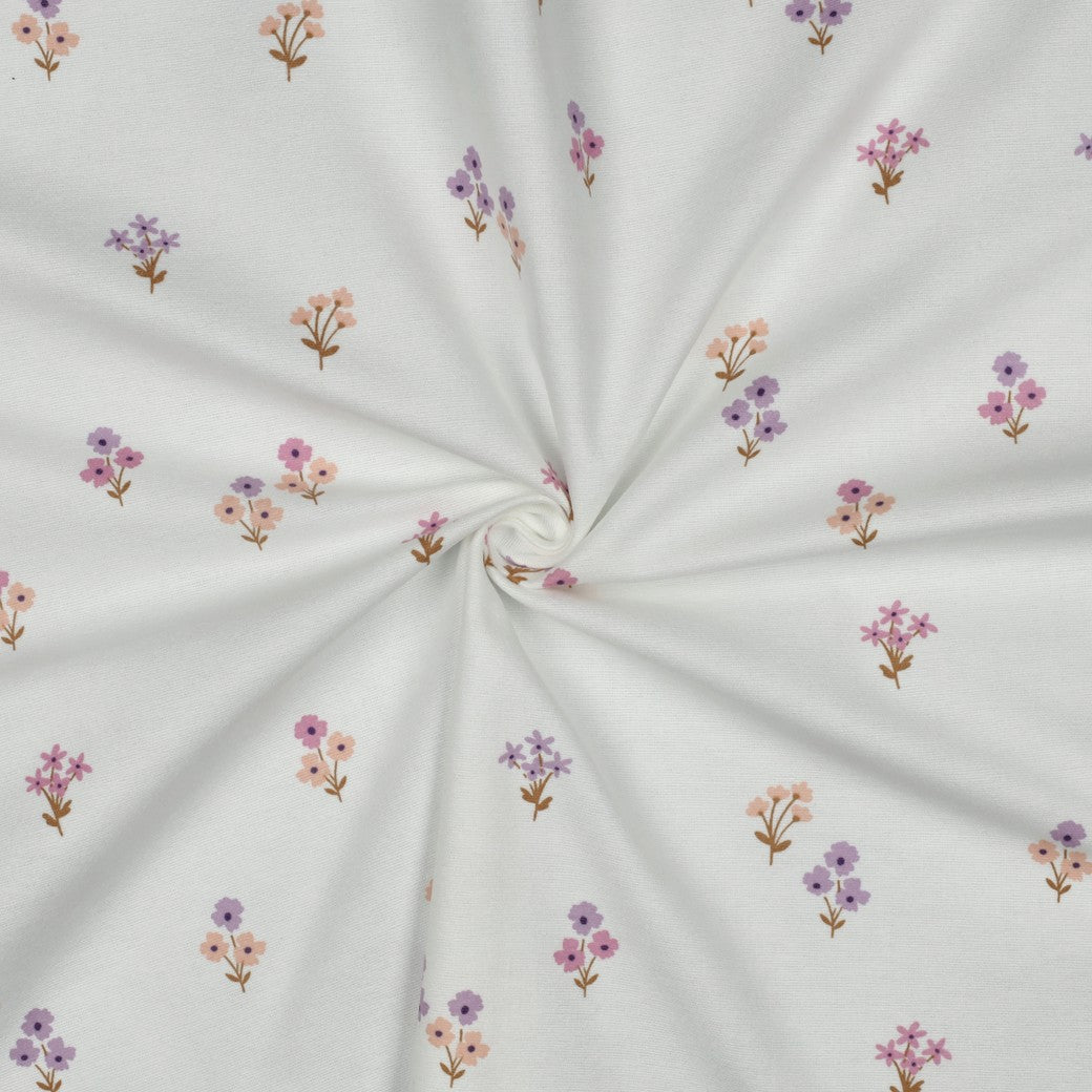 Image of floral flannel 165 g/m² – available at Šarlotes audumi