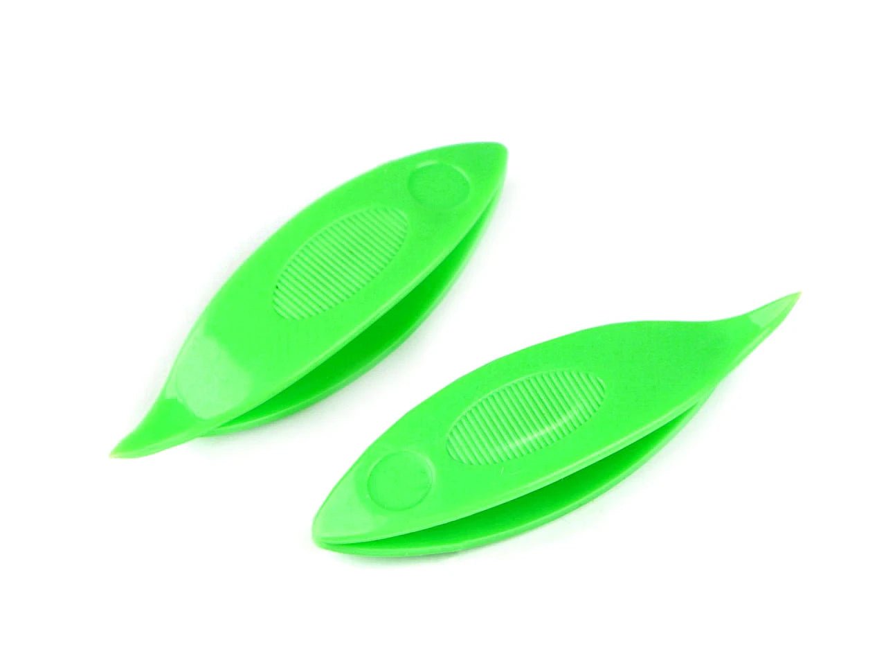 Image de la navette de frivolité pour dentelle – 6,5 × 1,7 cm, 2 pièces – disponible en ligne chez Šarlotes audumi