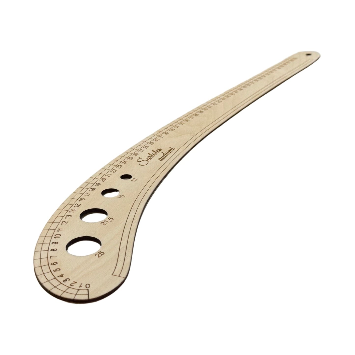 Image of the long pattern – available from Šarlotes audumi