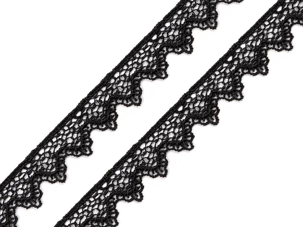Image of 17 mm black guipure lace – available at Šarlotes audumi