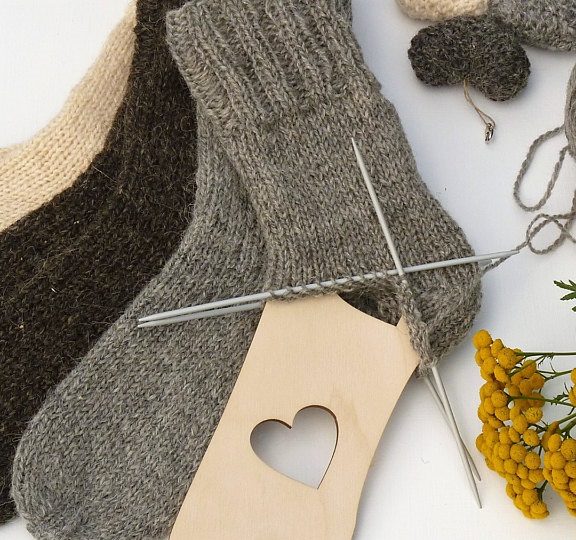 Wooden sock blocker ONE – for beautiful, evenly shaped knitted socks