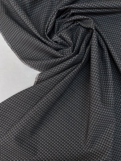 Image of Italian-printed cotton poplin fabric – grey geometric pattern | 100% cotton | 100 g/m² | 147 cm – available at Charlote's Fabrics