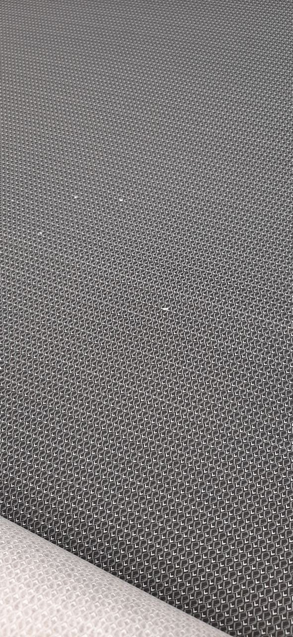 alt
Image of Italian printed cotton poplin fabric – grey geometric pattern | 100% cotton | 100 g/m² | 147 cm – available at Šarlotes audumi