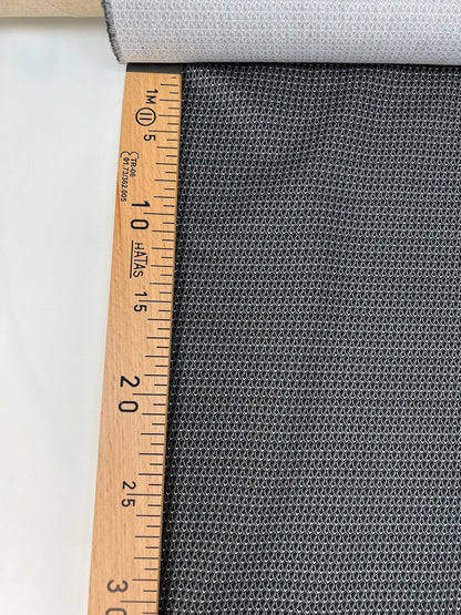 Image of Italian-printed cotton poplin fabric – grey geometric pattern | 100% cotton | 100 g/m² | 147 cm – available at Charlote's fabrics