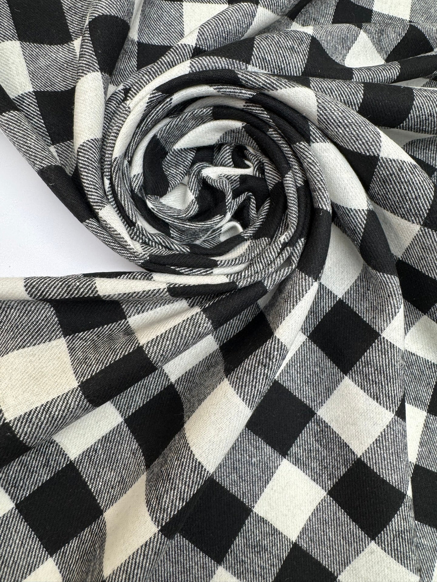 Image of Italian cotton and polyamide fabric with a black and white check pattern 165 g/m2 – available at Šarlotes audumi