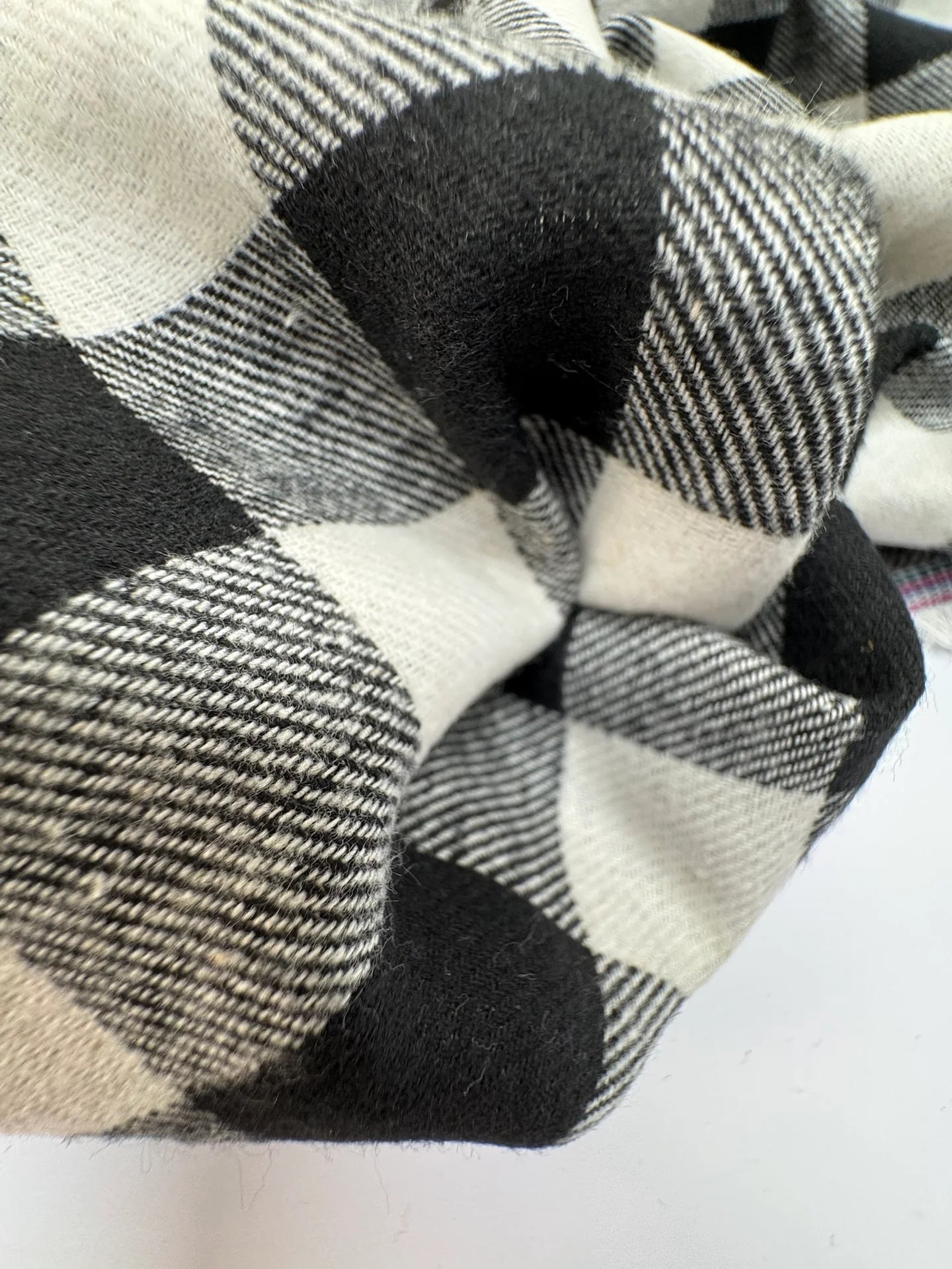 Image of Italian cotton and polyamide fabric with a black-and-white check pattern, 165 g/m2 – available at Šarlotes Audumi