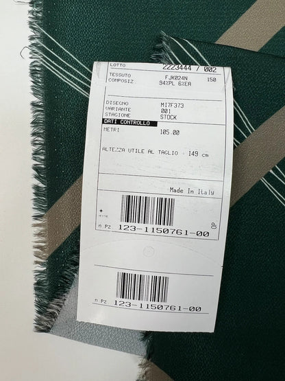 alt
Image of Italian crepe fabric with a geometric pattern | Polyester 94% Elastane 6% | 150 cm – available at Charlote's fabrics