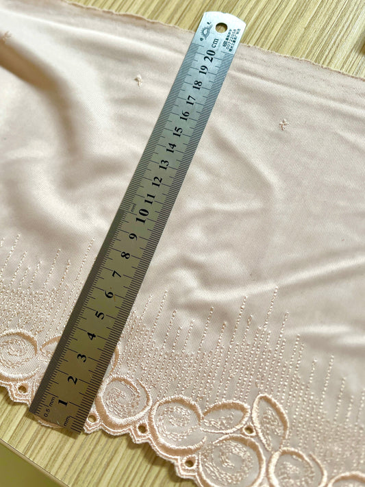 Image with embroidered lace 20 cm - light beige – available at Šarlotes audumi