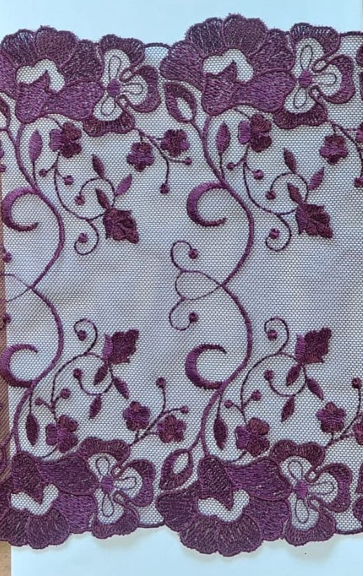 Attēls ar Izšūta mežģīne 20 cm-purpura tonī – pieejams internetā Šarlotes audumi