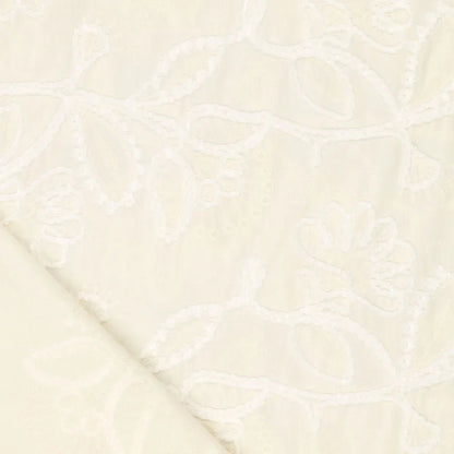 Image of embroidered cotton fabric with pattern - butter shade 145 g/m² – available at Šarlotes audumi