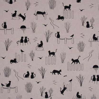 Image avec tissu canevas – la vie paresseuse du chat, disponible en ligne chez Tissus Charlotte