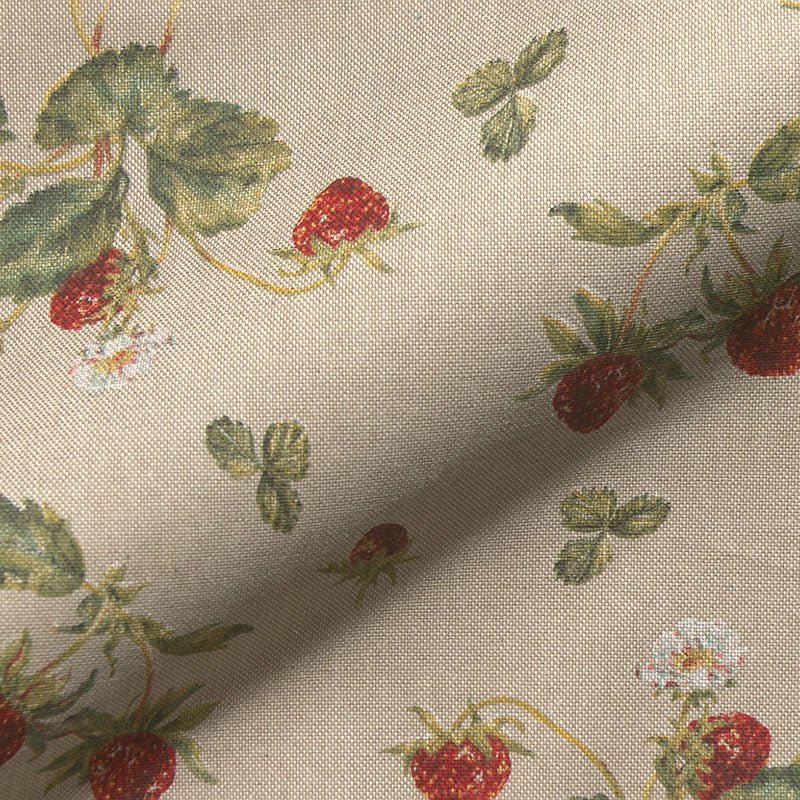 Image de tissu canvas fraises des bois 200 g/m² – disponible chez Šarlotes audumi