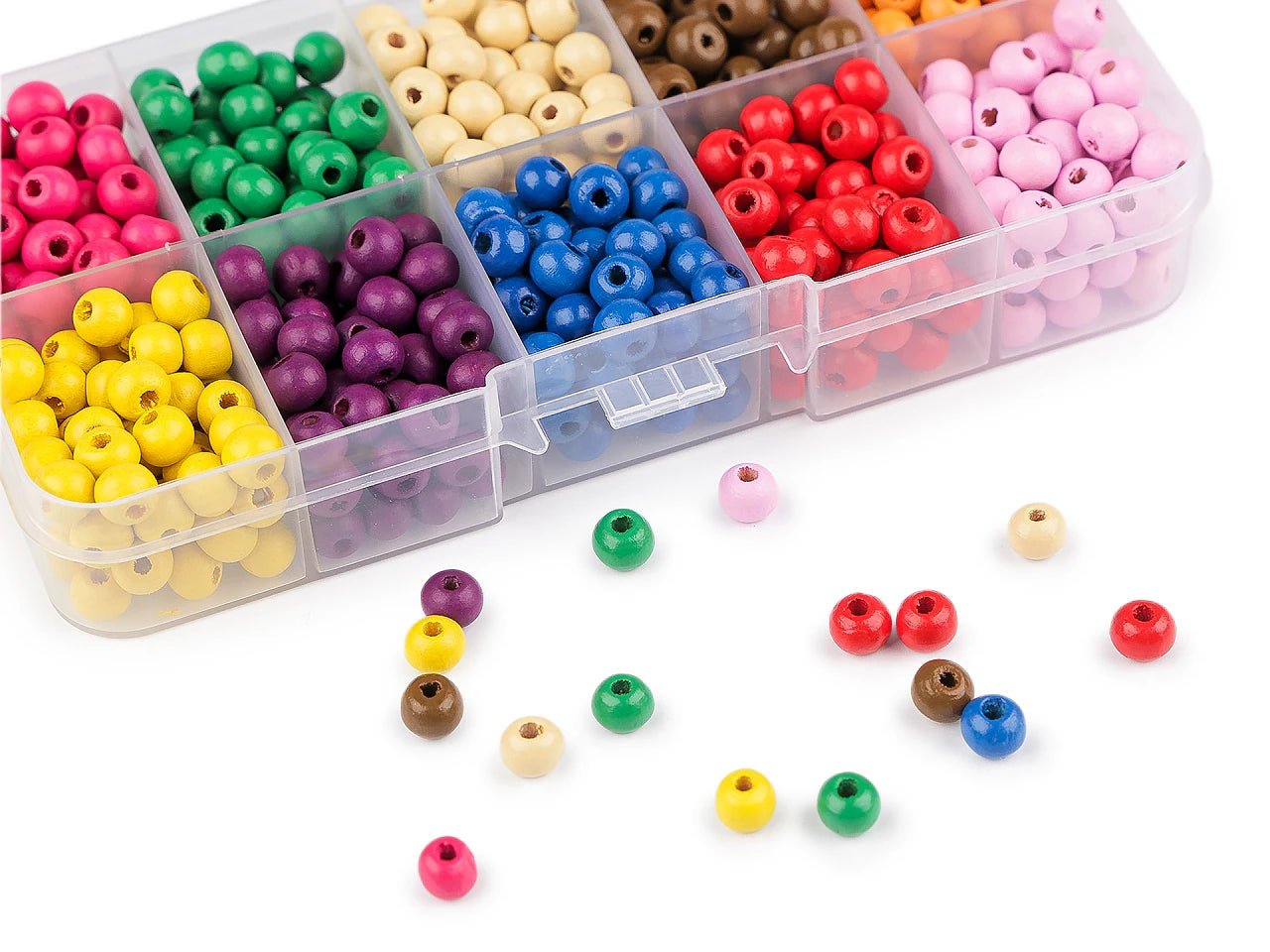 Image of wooden bead set in a box (mix) – available at Šarlotes audumi