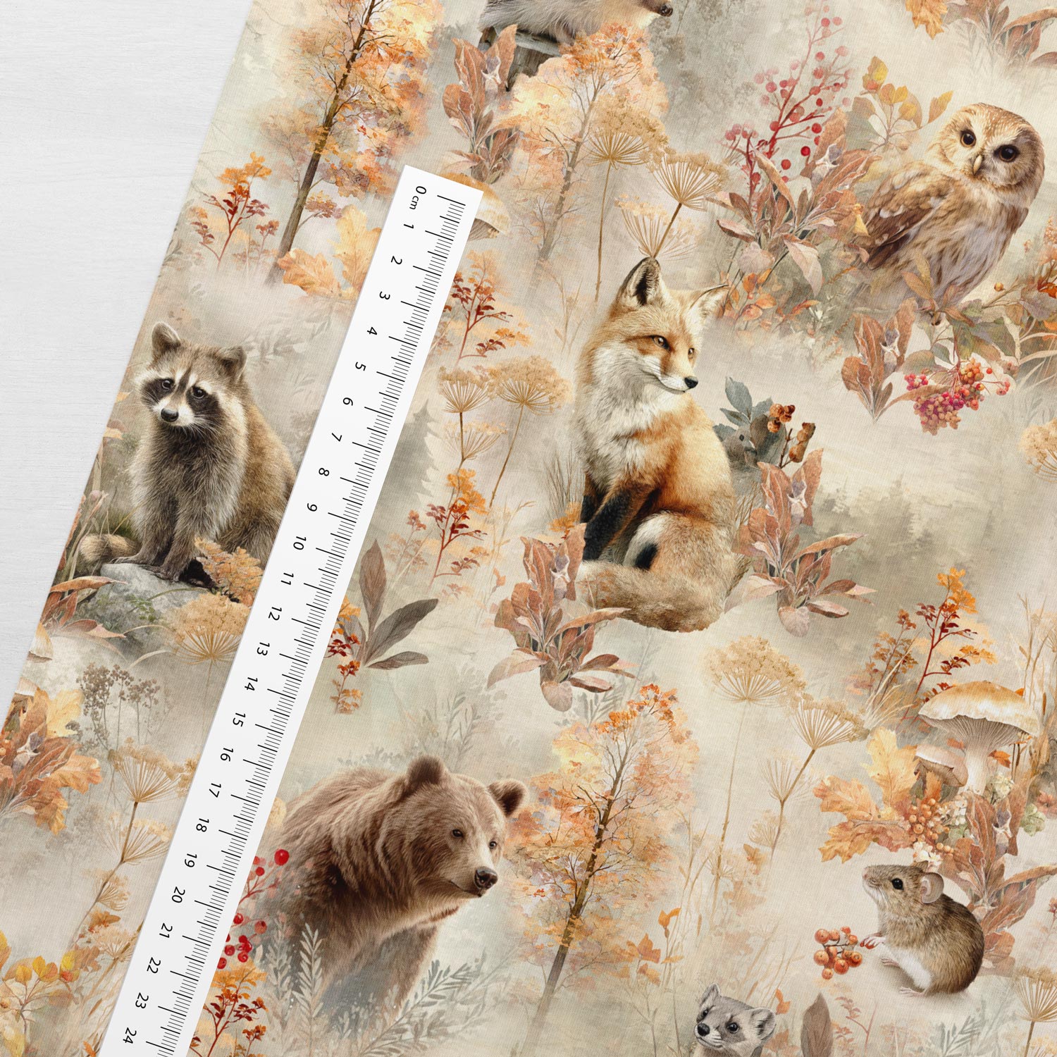 Image de maille bouclette en coton – magie de la forêt d’automne, disponible en ligne chez Šarlotes audumi