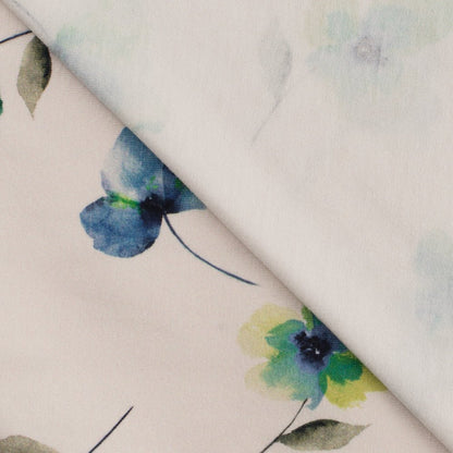 Image de jersey coton à fleurs bleu ciel – disponible en ligne chez Šarlotes audumi