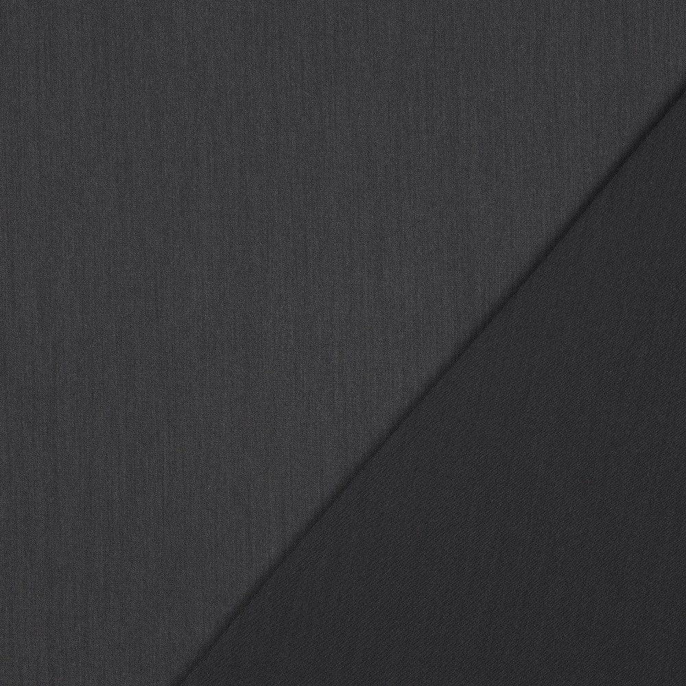 Image de tissu de costume avec élasthanne - gris foncé 200 g/m² – disponible chez Šarlotes audumi