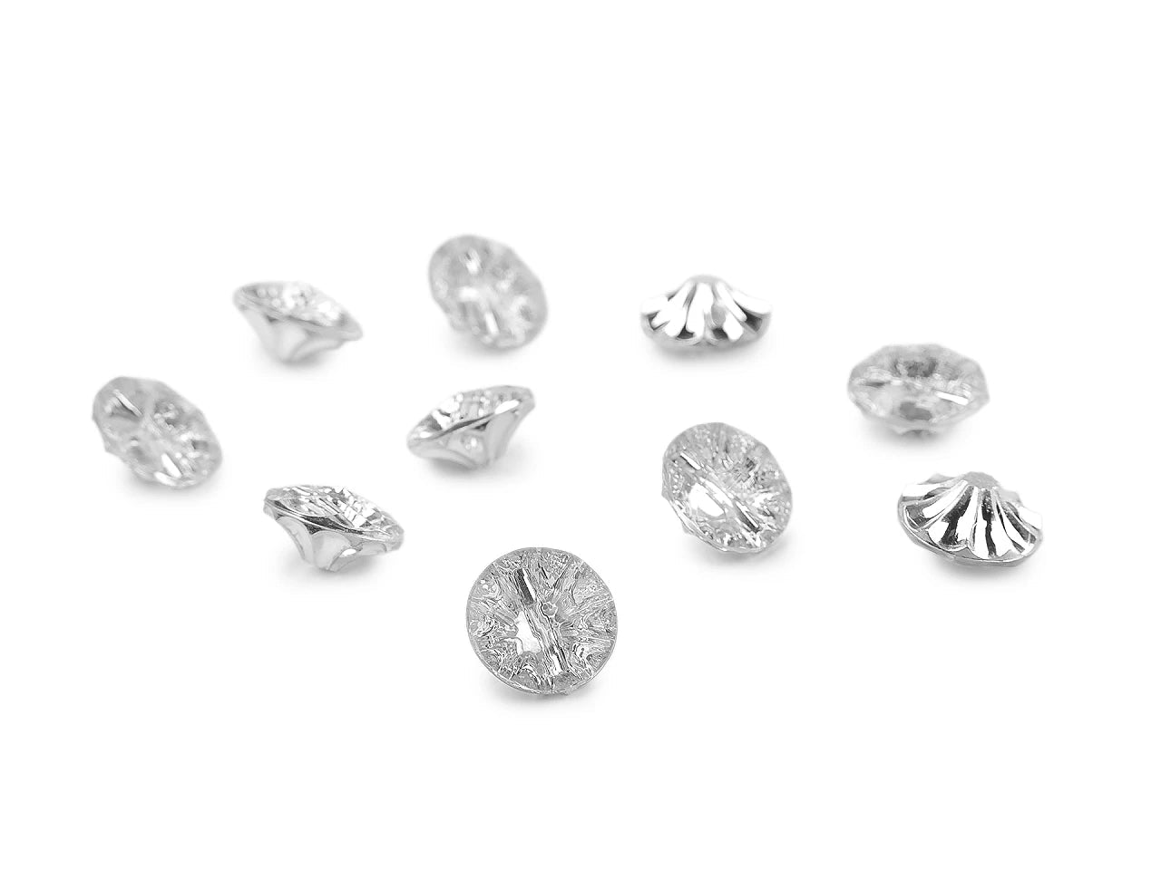 Image avec bouton cristal à queue (différentes tailles) – disponible chez Šarlotes audumi