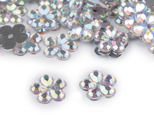 Image avec petite fleur à coudre en cristaux | Ø11 mm, 100 pcs – disponible chez Šarlotes audumi