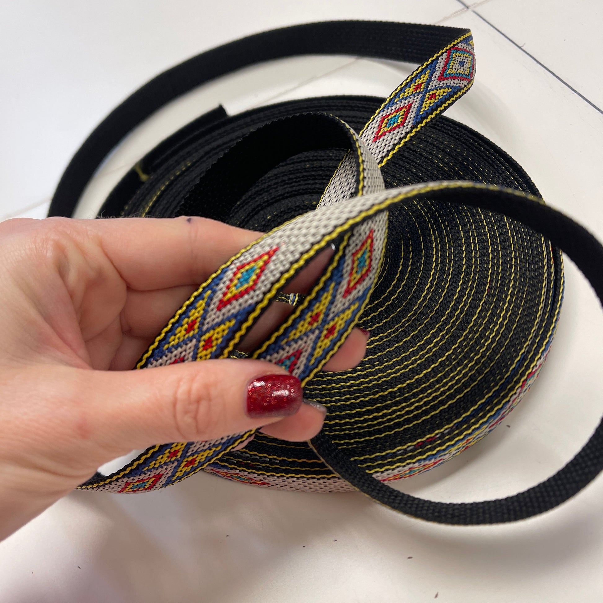 Image of Lenta bags, 20 mm patterned straps – available at Šarlotes audumi