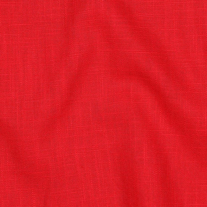 Image avec le tissu Lina - rouge 230 g/m² – disponible chez Šarlotes audumi