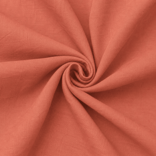 Image du tissu en lin et viscose orange – disponible en ligne chez Šarlotes audumi