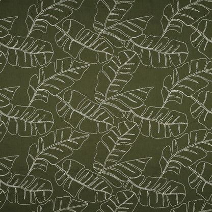alt
Image en lin avec feuilles brodées en viscose sur fond vert 210 g/m² – disponible chez Šarlotes audumi