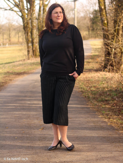 Linen with viscose - stripes on a black background 200 g/m²