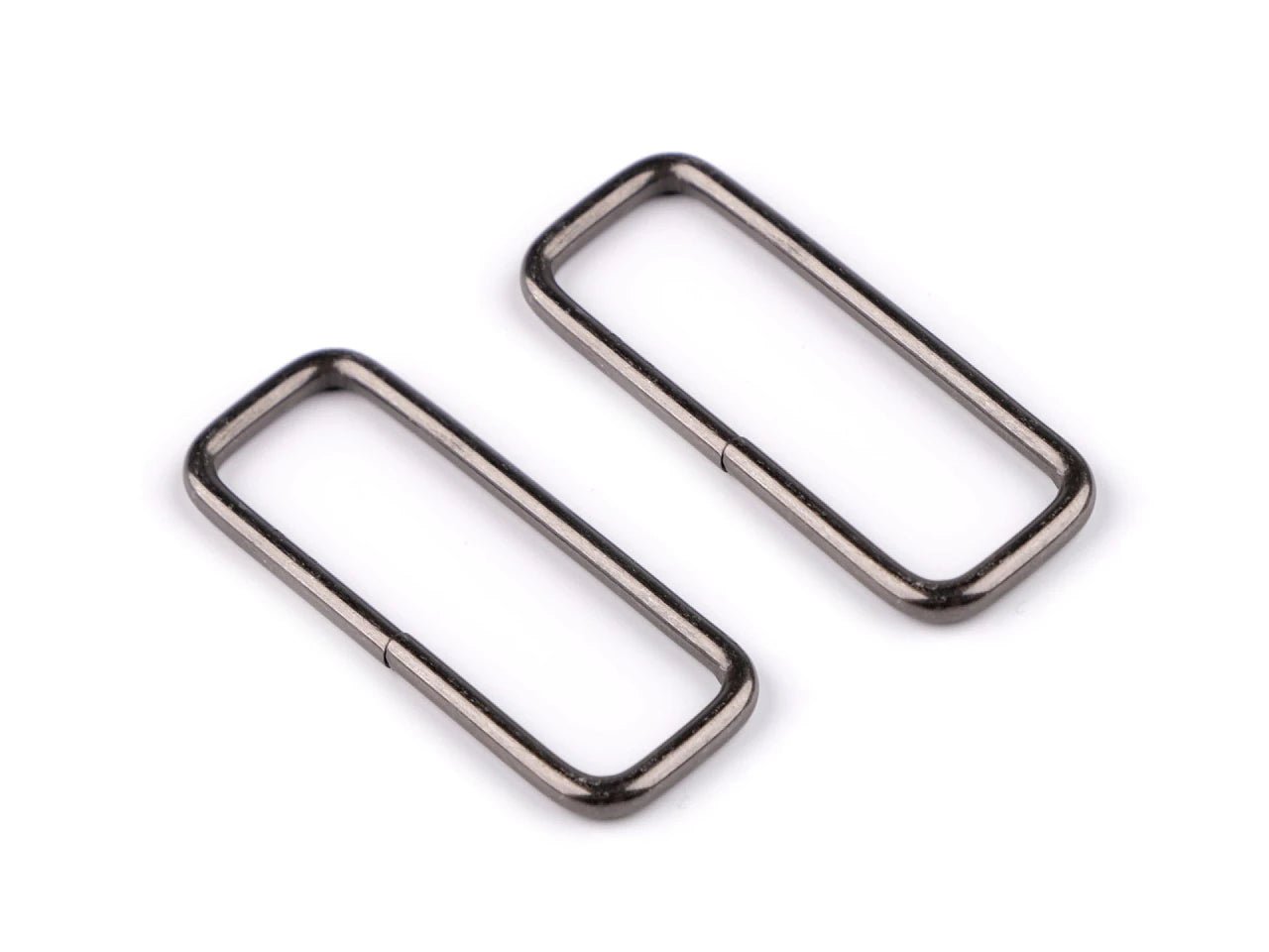 Image with metal rectangle 50 mm – bag and strap hardware – available at Šarlotes audumi