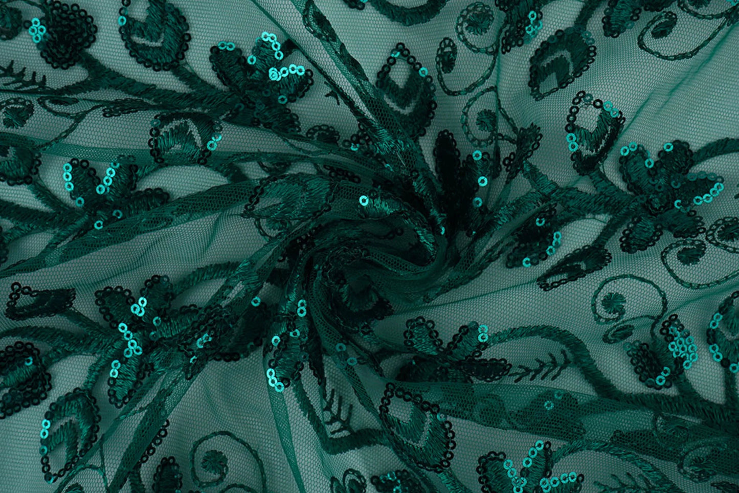 txt
Image avec tissu en dentelle | Tulle brodé à paillettes 160 g/m² - émeraude – disponible chez Šarlotes audumi
