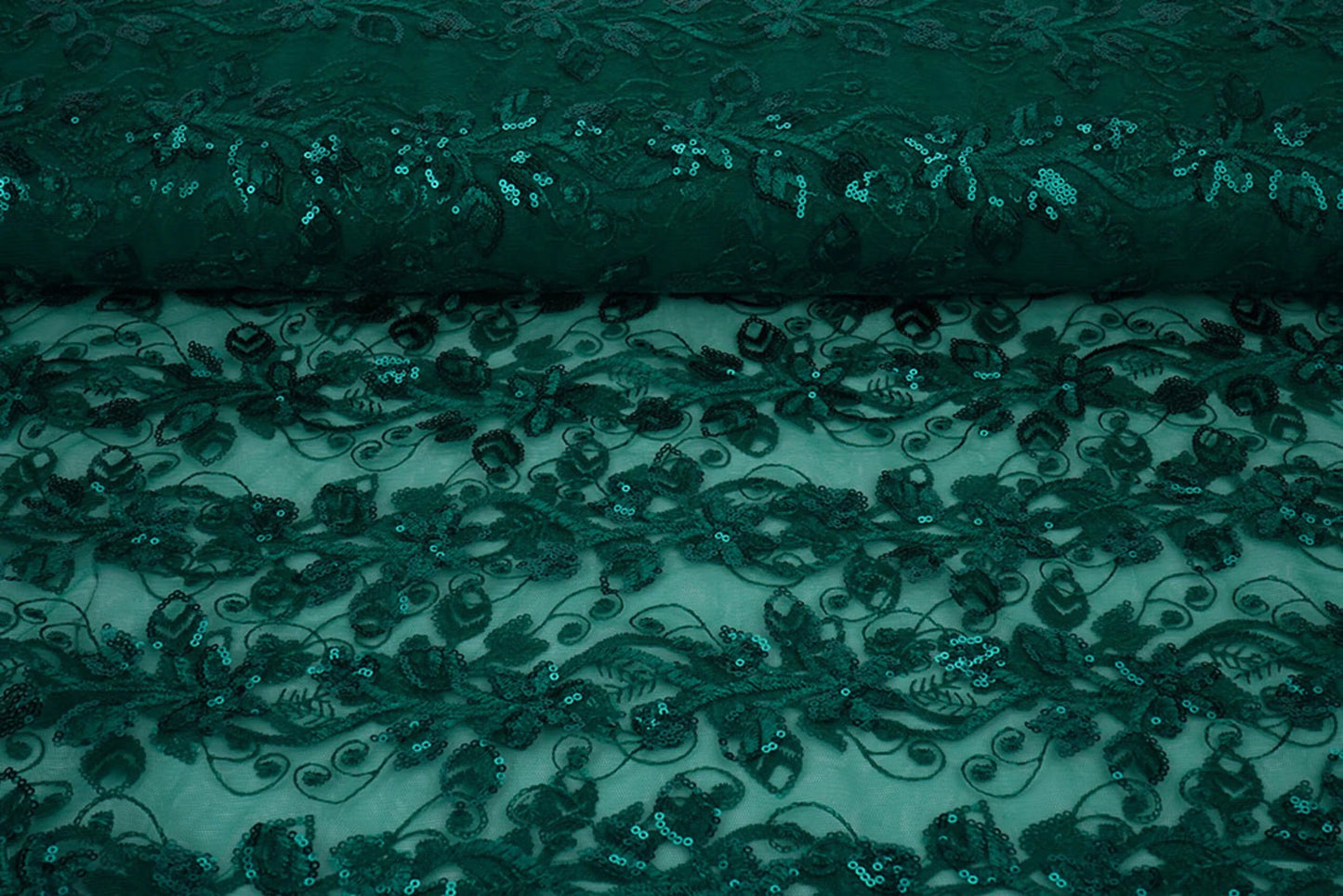 Image avec tissu en dentelle | tulle brodé à paillettes 160 g/m² - émeraude – disponible chez Šarlotes audumi