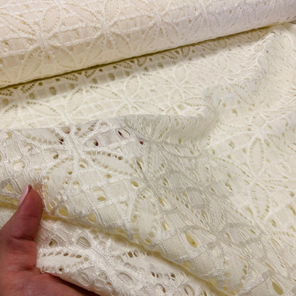 lace fabric - milky white 150 g/m²