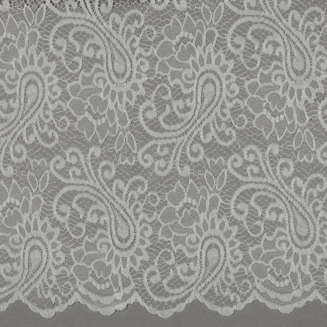 Image of lace fabric - warm white 130 g/m² – available at Šarlotes audumi