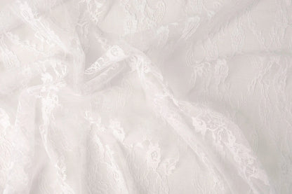 Fine lace fabric - white 50 g/m²