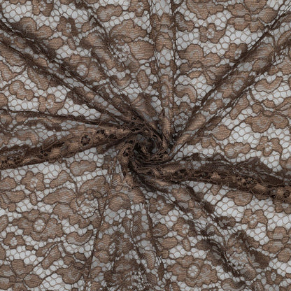 Image de tissu en dentelle - ton chocolat 130 g/m² – disponible chez Šarlotes audumi