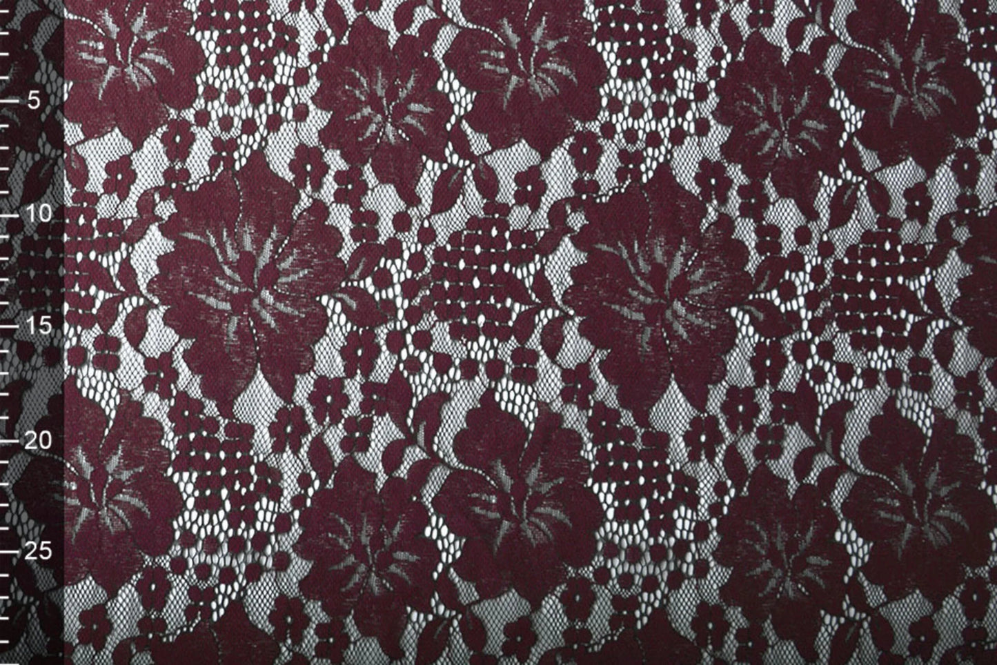 alt
Image with lace fabric - dark red flowers 110 g/m² – available at Šarlotes audumi