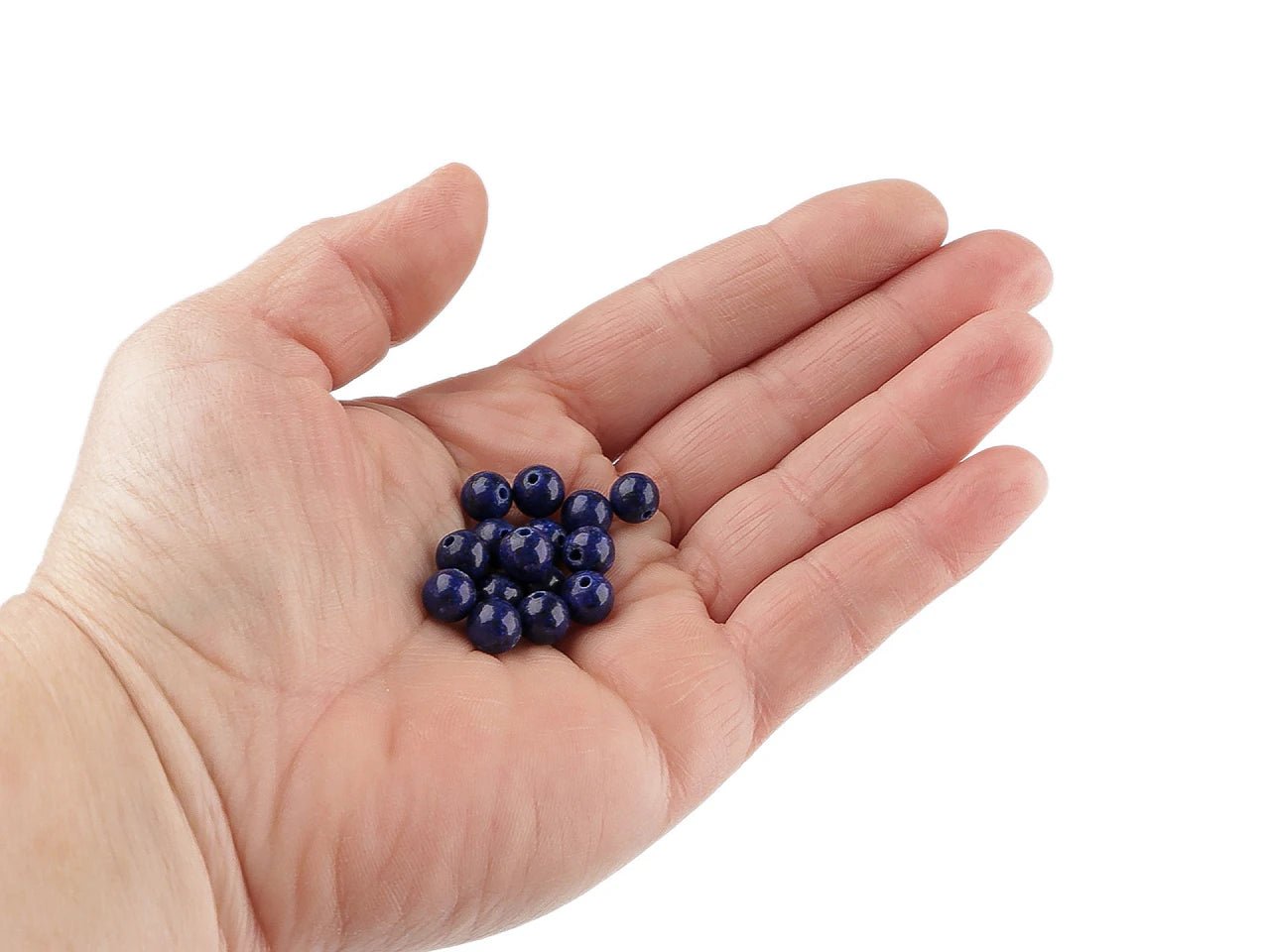 Perles minérales pour la création de bijoux – 6 mm, 15 pièces – disponibles en ligne chez Šarlotes audumi