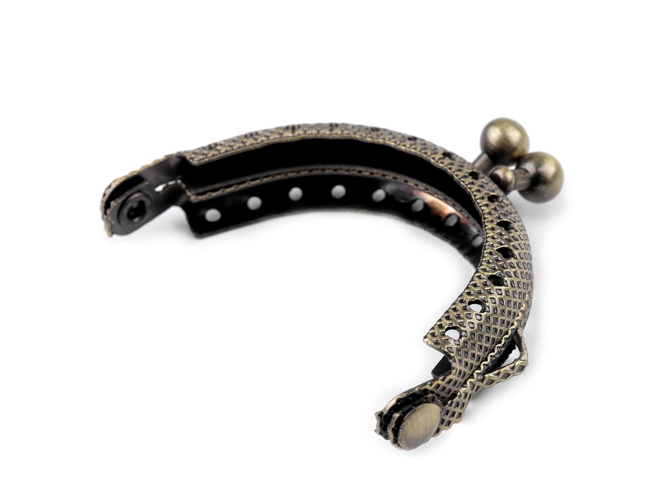 Cadre mini en métal à coudre pour porte-monnaie, 5,5 × 8 cm, ton laiton vintage – disponible chez Šarlotes audumi