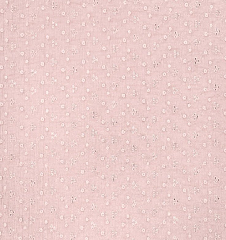 Image avec Mousseline - fleurs brodées rose poudré 130 g/m² – disponible chez Šarlotes audumi