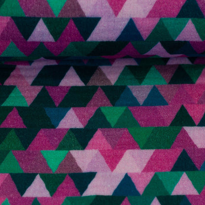 Image of Muslin - colorful triangles 130 g/m² – available at Šarlotes audumi