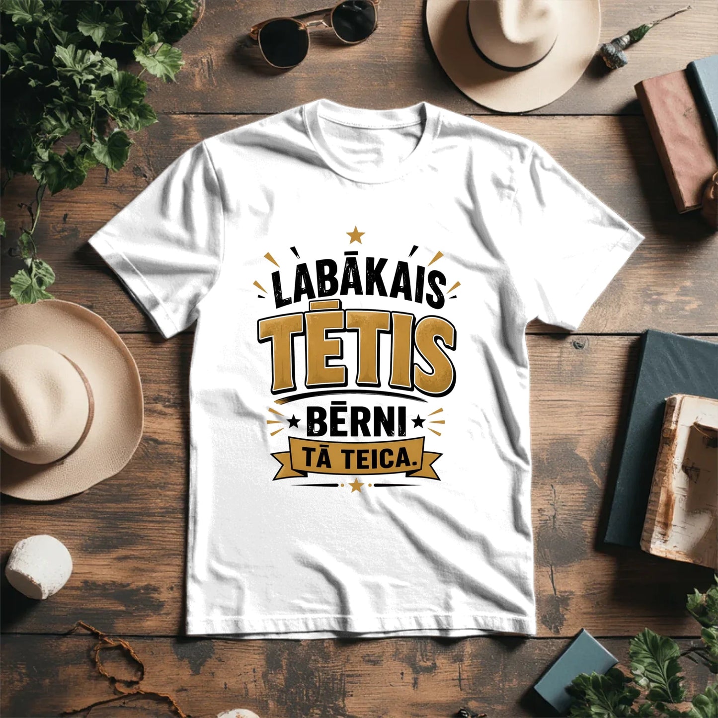 Image de T-shirt en coton bio "Meilleur papa – c’est ce qu’ont dit les enfants !" – disponible en ligne chez Šarlotes audumi