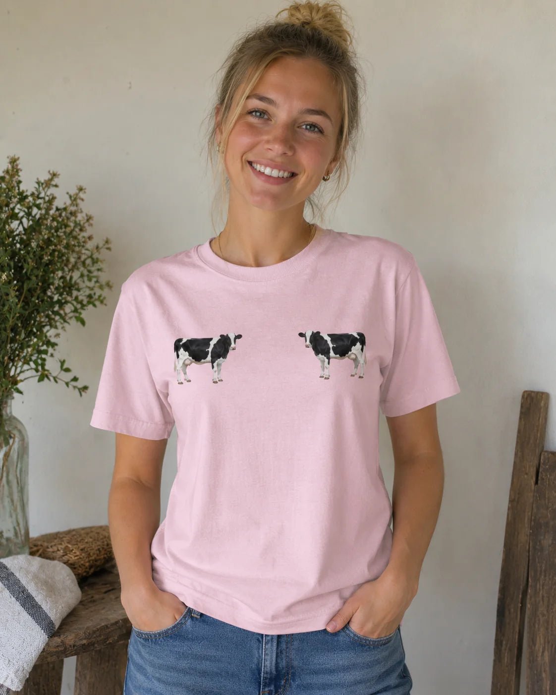 Image du t-shirt en coton biologique "Muuuu" – disponible en ligne chez Tissus de Charlotte