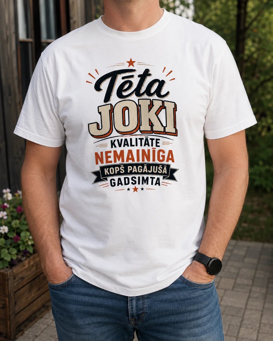 Image du t-shirt en coton bio « Blagues de papa » – disponible en ligne chez Šarlotes audumi