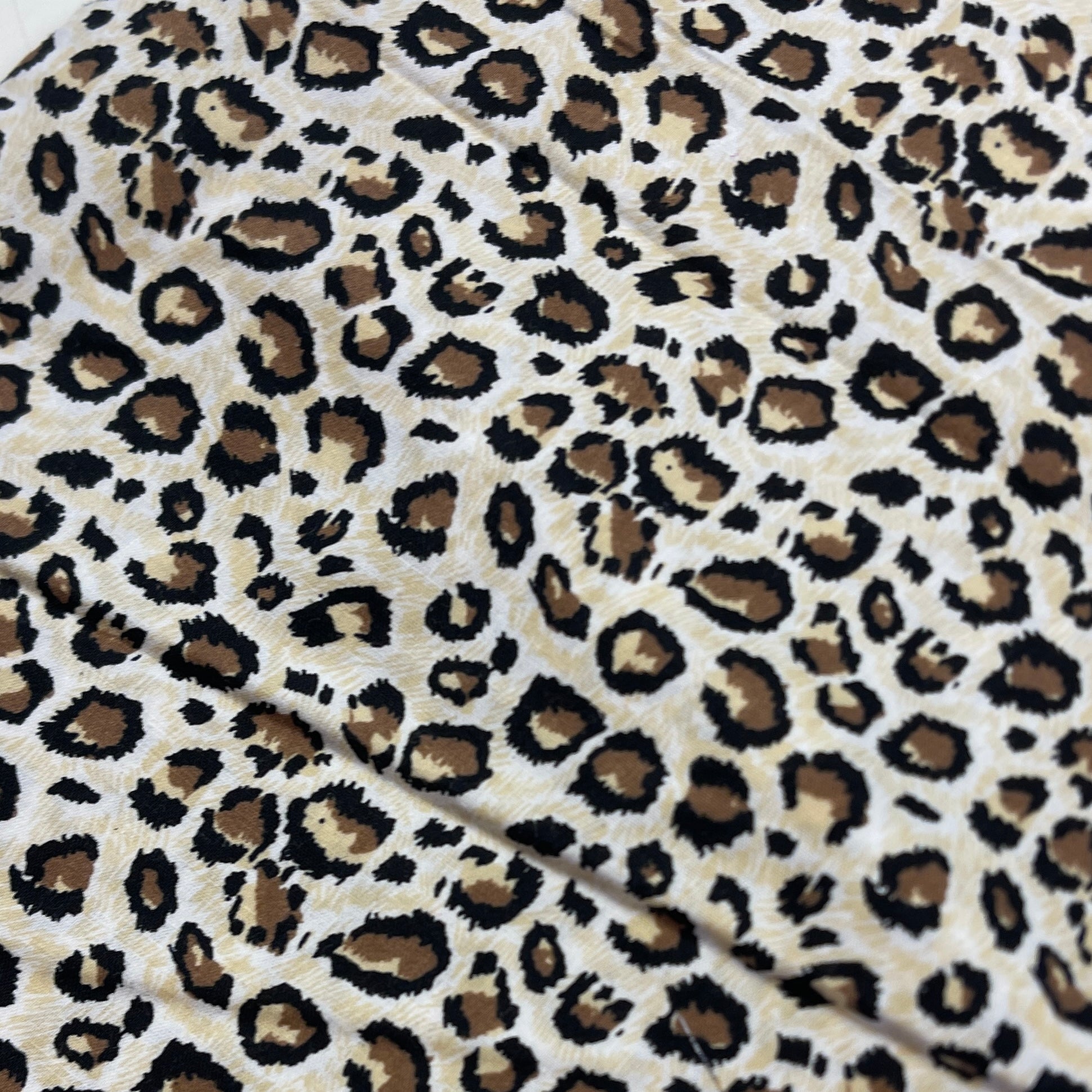 Pēdējais gabaliņš - Premium 100% kokvilnas audums - leopards 135 g/m² - 25cm
