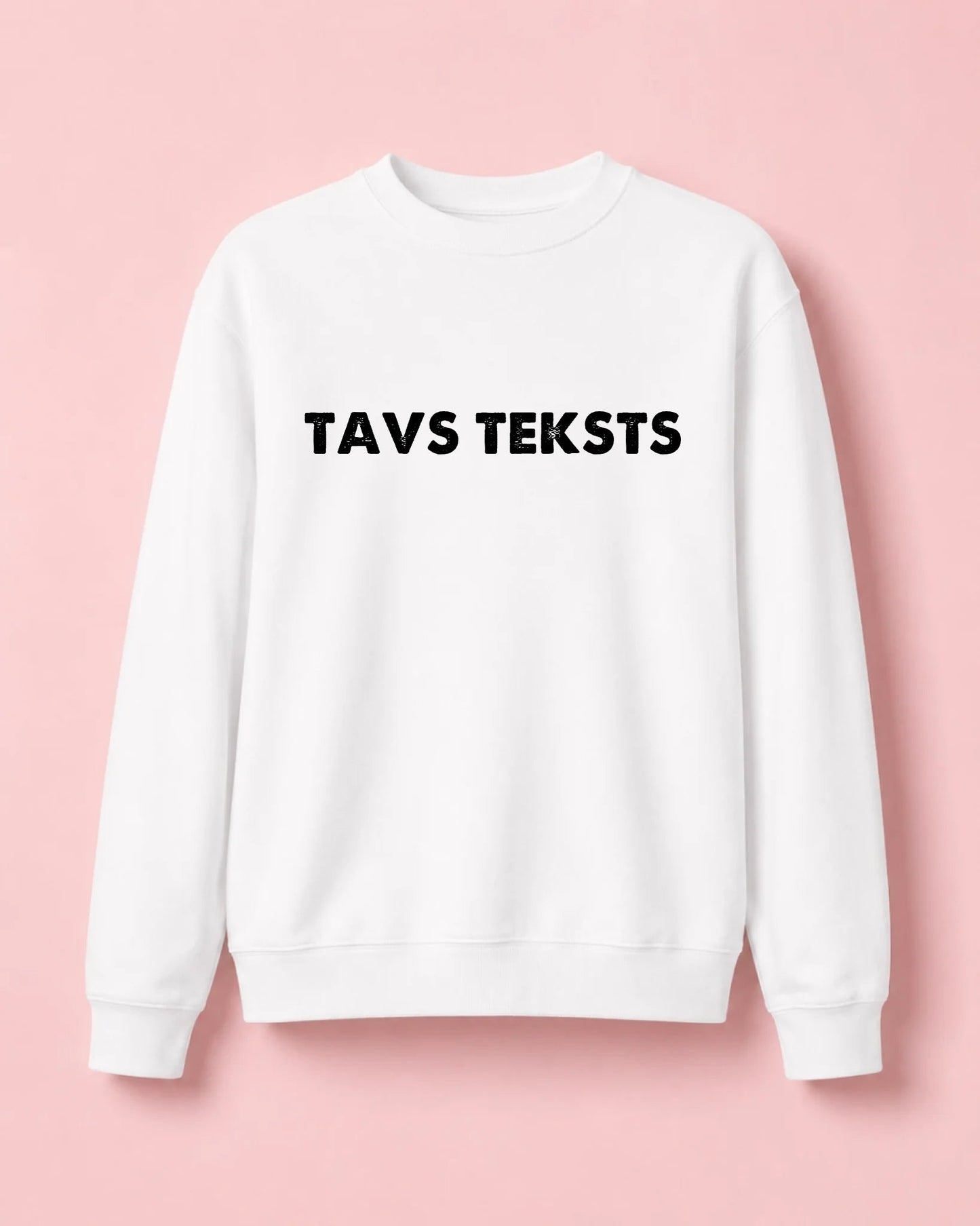 Image d’un sweat personnalisé avec votre texte – disponible en ligne chez Šarlotes audumi