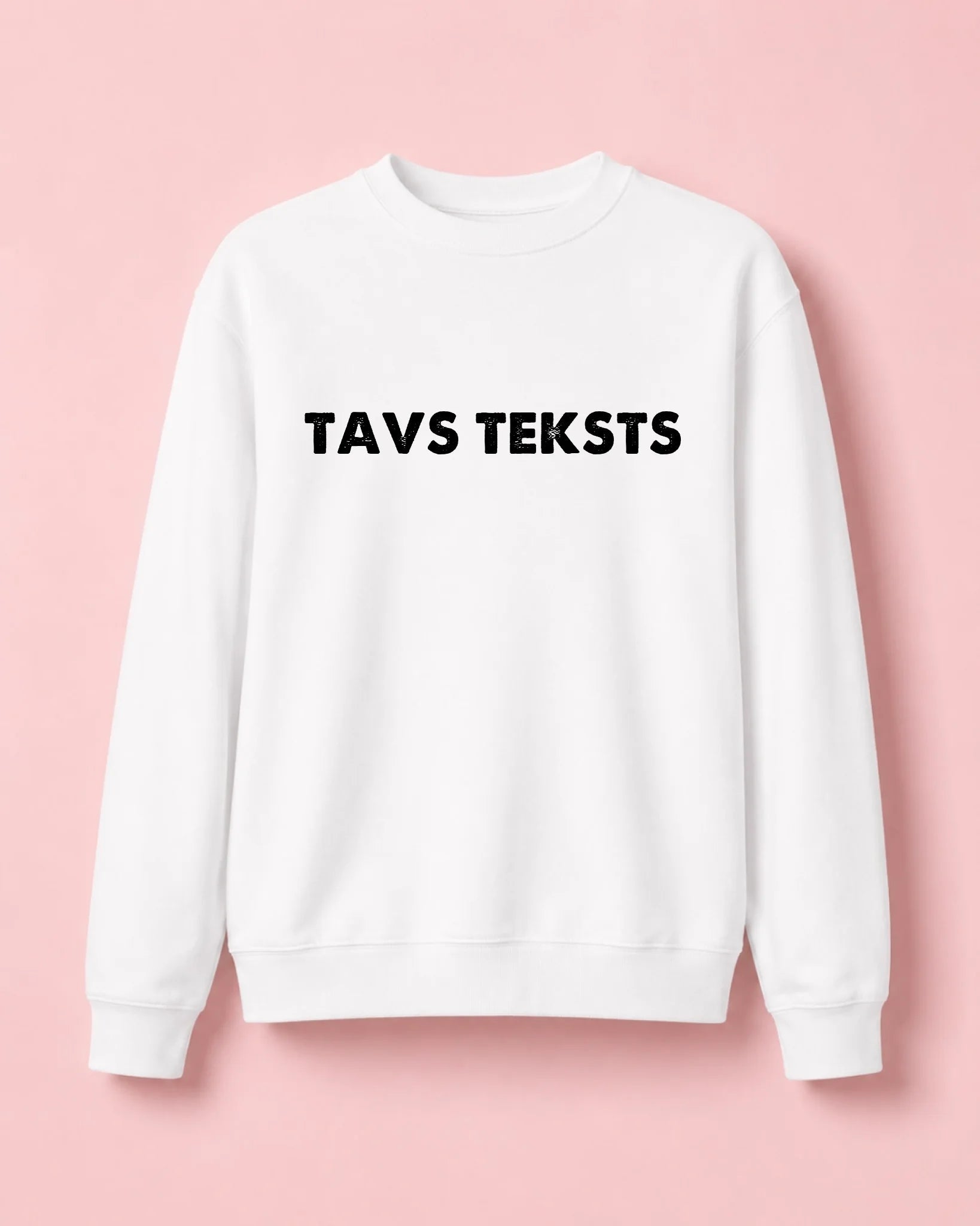 Image d’un sweat personnalisé avec votre texte – disponible en ligne chez Šarlotes audumi