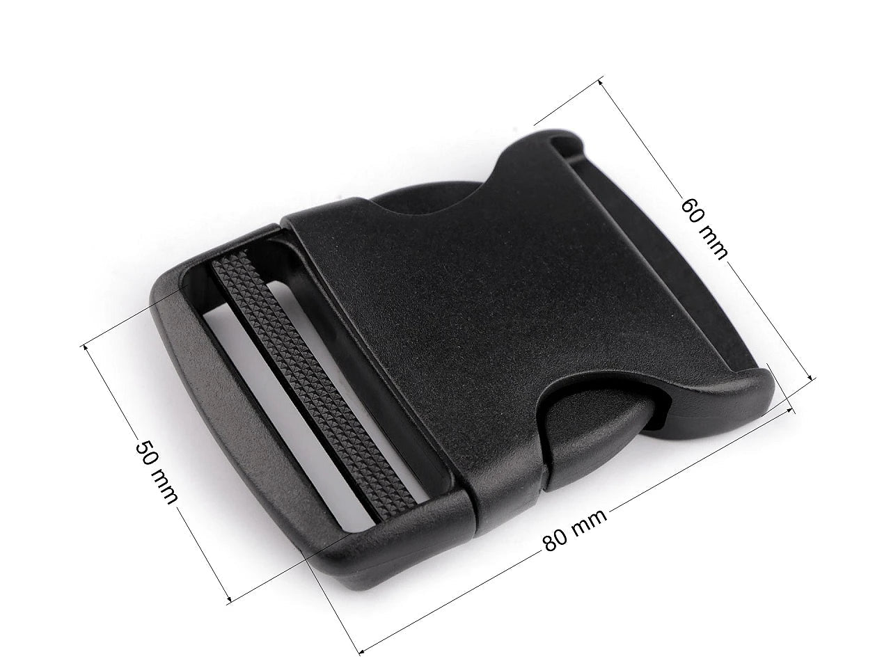Image avec boucle à déclenchement latéral en plastique (side release buckle) 50 mm – disponible chez Šarlotes audumi