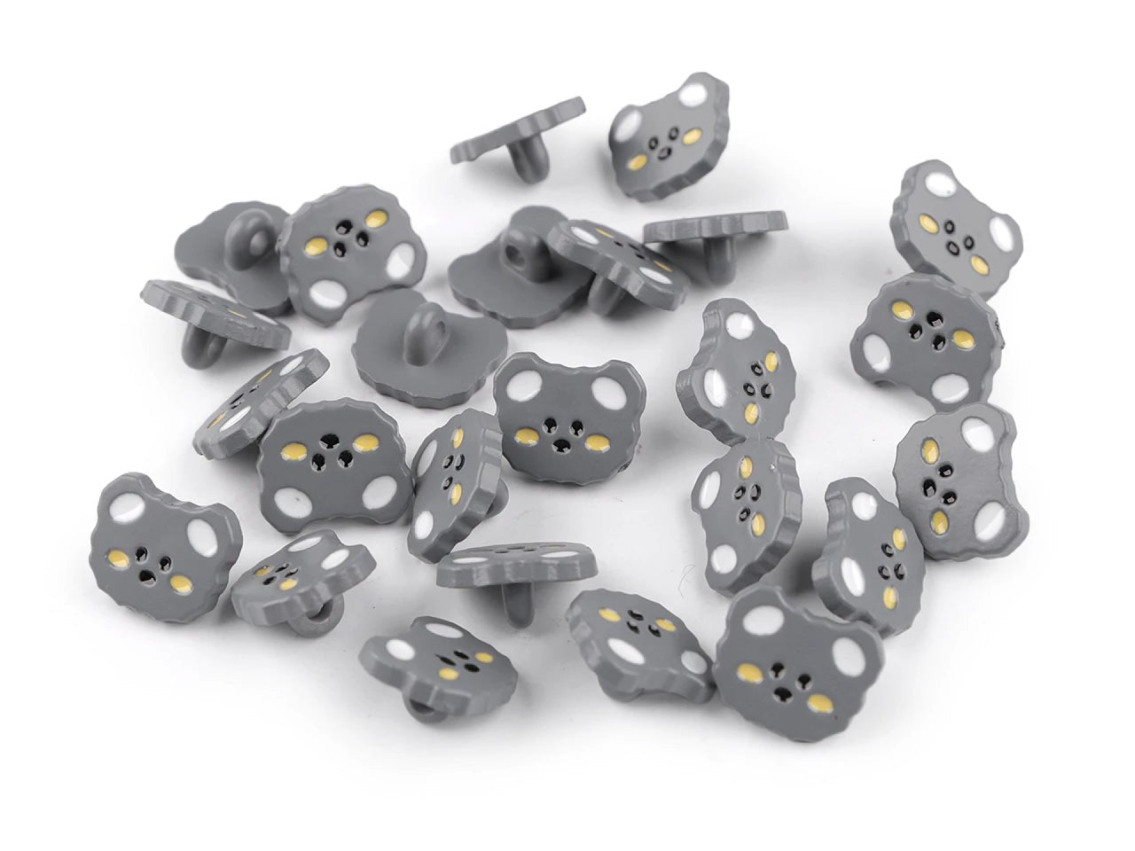 Image avec boutons sur tige 15 mm chatons|tons variés – disponible chez Šarlotes audumi