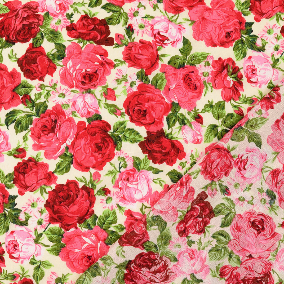 Image of premium 100% cotton fabric - roses, available online at Šarlotes audumi